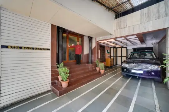 Ramee Guestline Hotel, Khar - gallery image 3