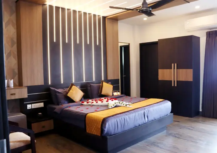 Executive Valley Suite